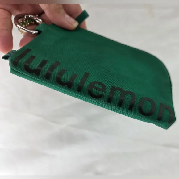 Lululemon Athletica Green Clippable Card Zipper Pouch - Picture 3 of 9